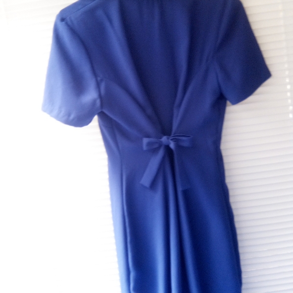 Dress - Picture 3 of 5